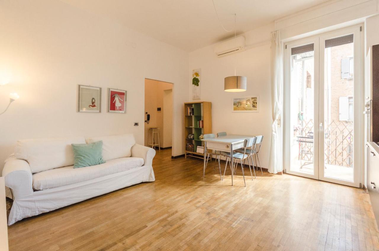 Inner Bo, Terrazzino Vista Tetti In Centro Storico Bologna Exteriör bild